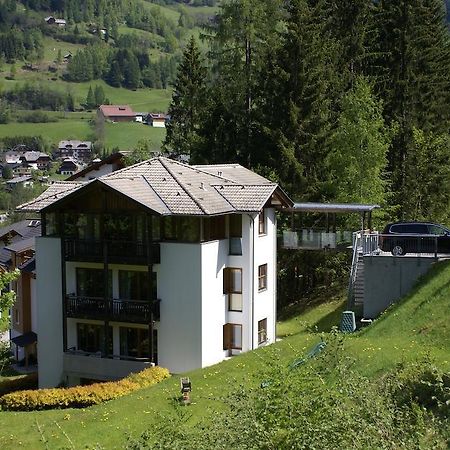 Apartamento Haus Im Turm Bad Kleinkirchheim Exterior foto