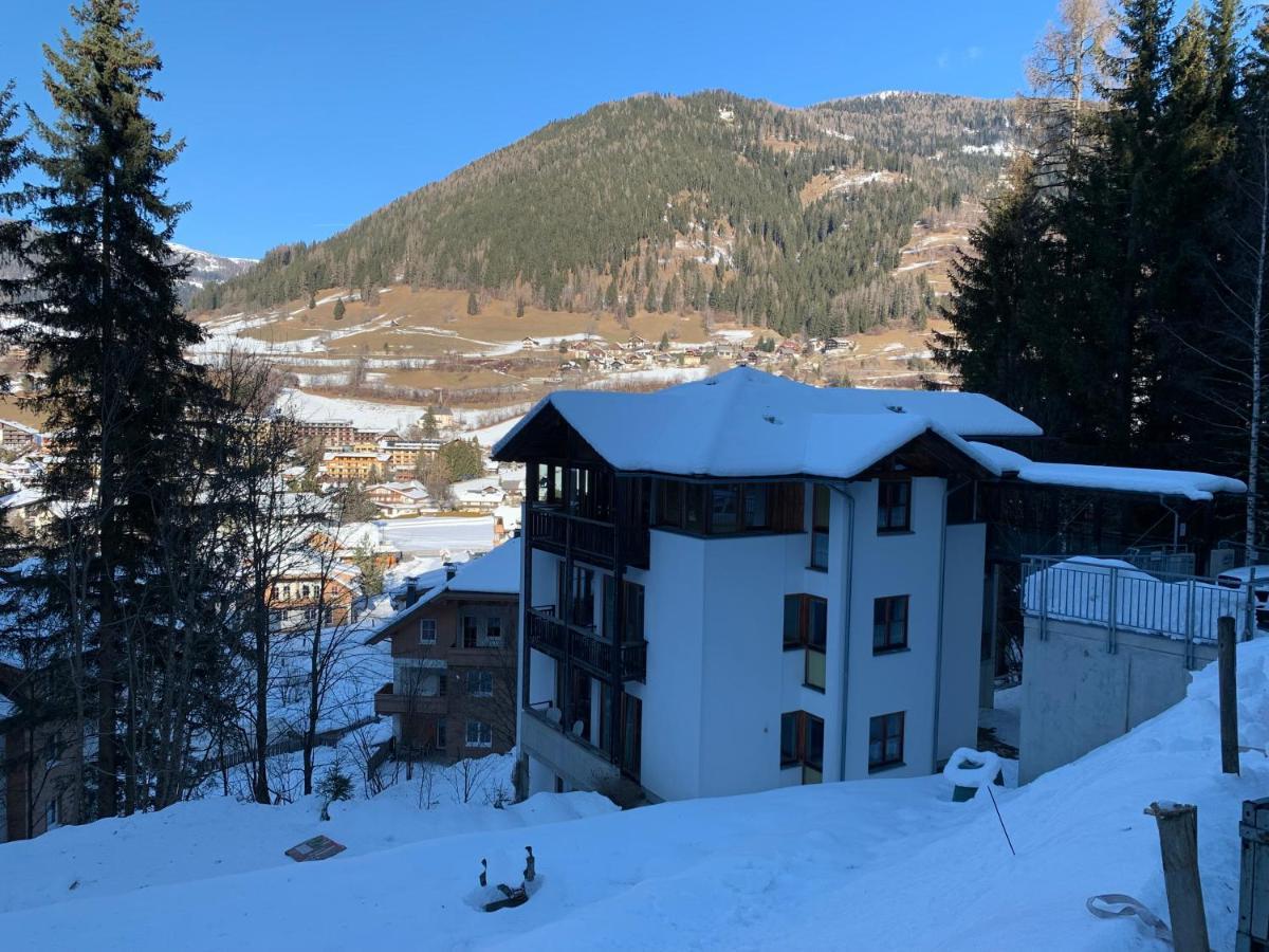 Apartamento Haus Im Turm Bad Kleinkirchheim Exterior foto