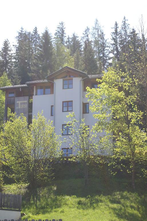 Apartamento Haus Im Turm Bad Kleinkirchheim Exterior foto