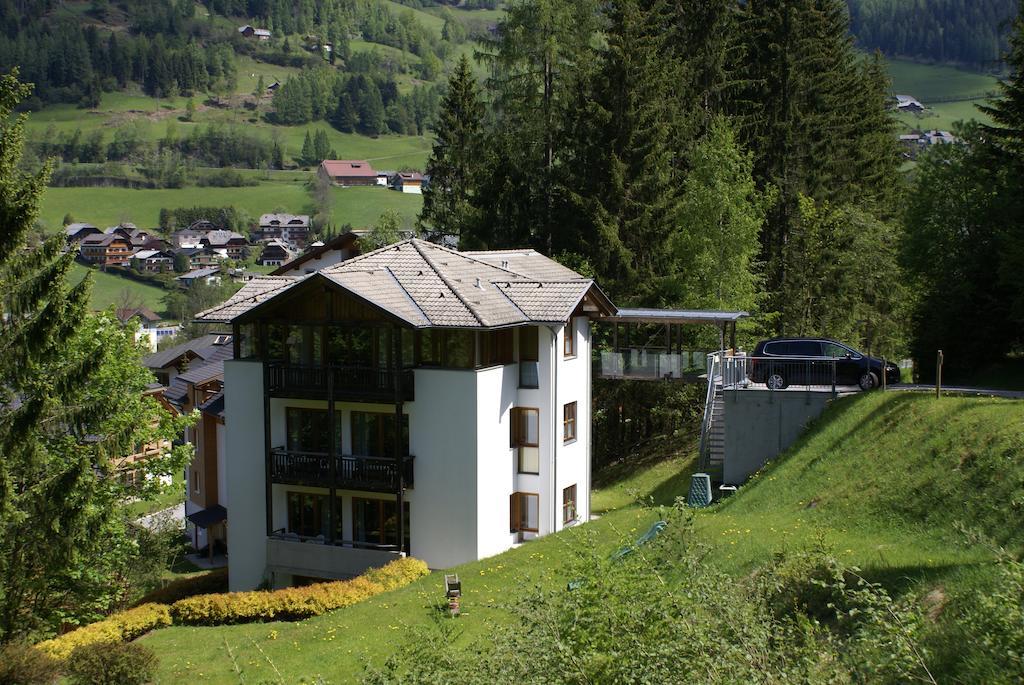 Apartamento Haus Im Turm Bad Kleinkirchheim Exterior foto